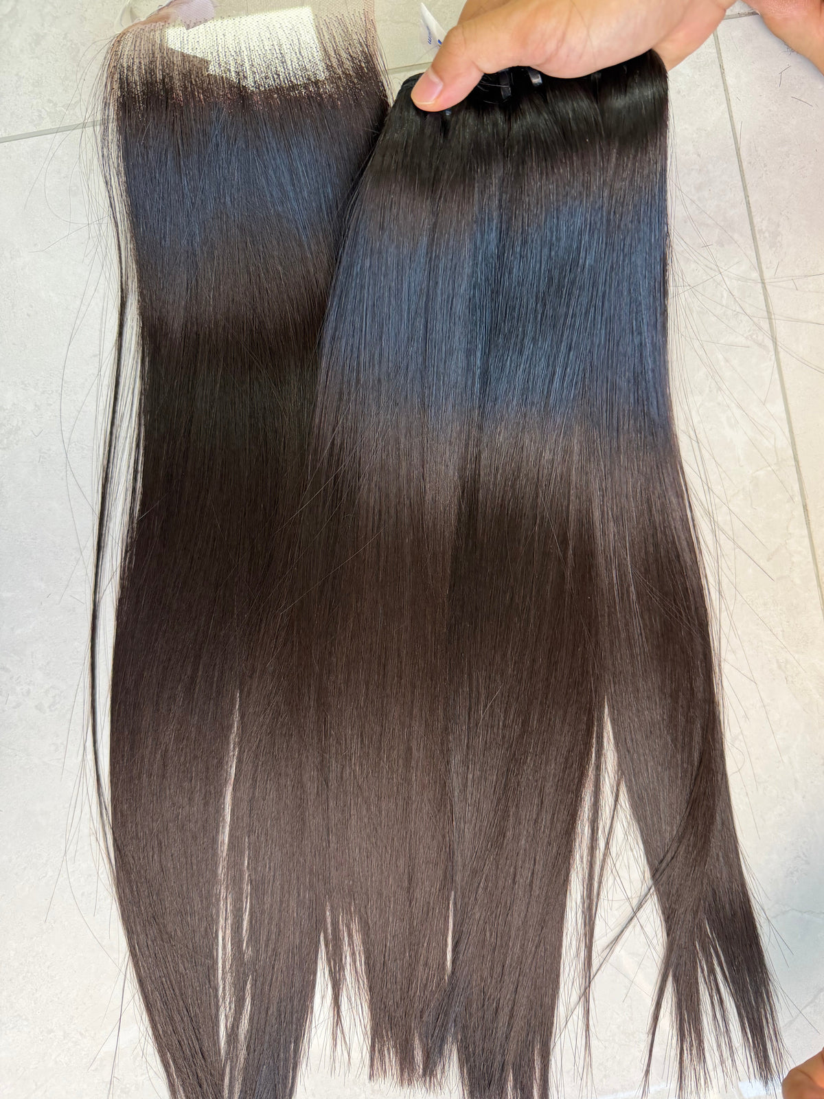 Raw Vietnamese hair bundle pack 20 inch bone straight with hd 5x5 closure, wholesale set from Anbi Hair