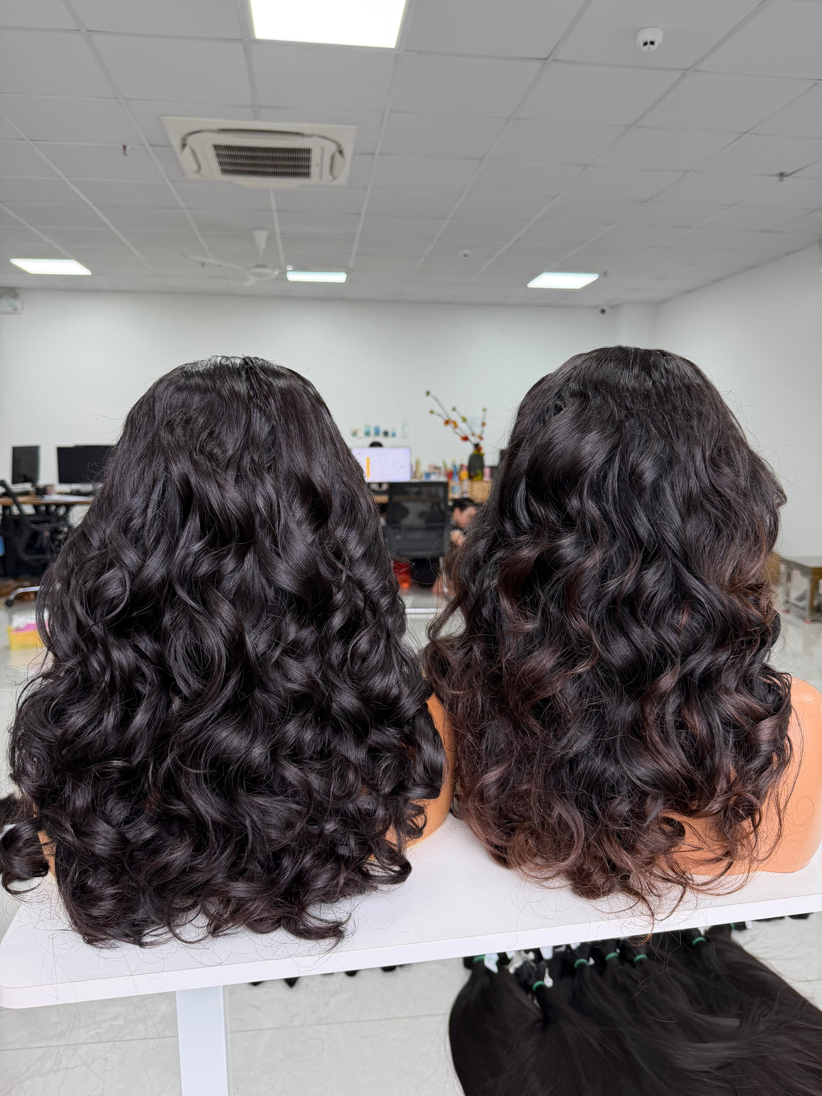 Premium Raw Vietnamese Hair · HD 5x5 · 16" · Bouncy · Density 250