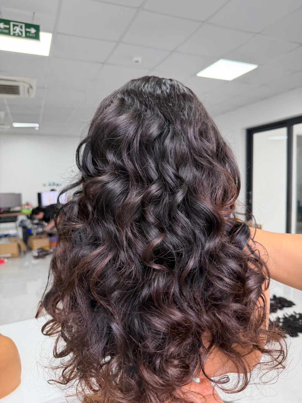 Premium Raw Vietnamese Hair · HD 5x5 · 16" · Bouncy · Density 250