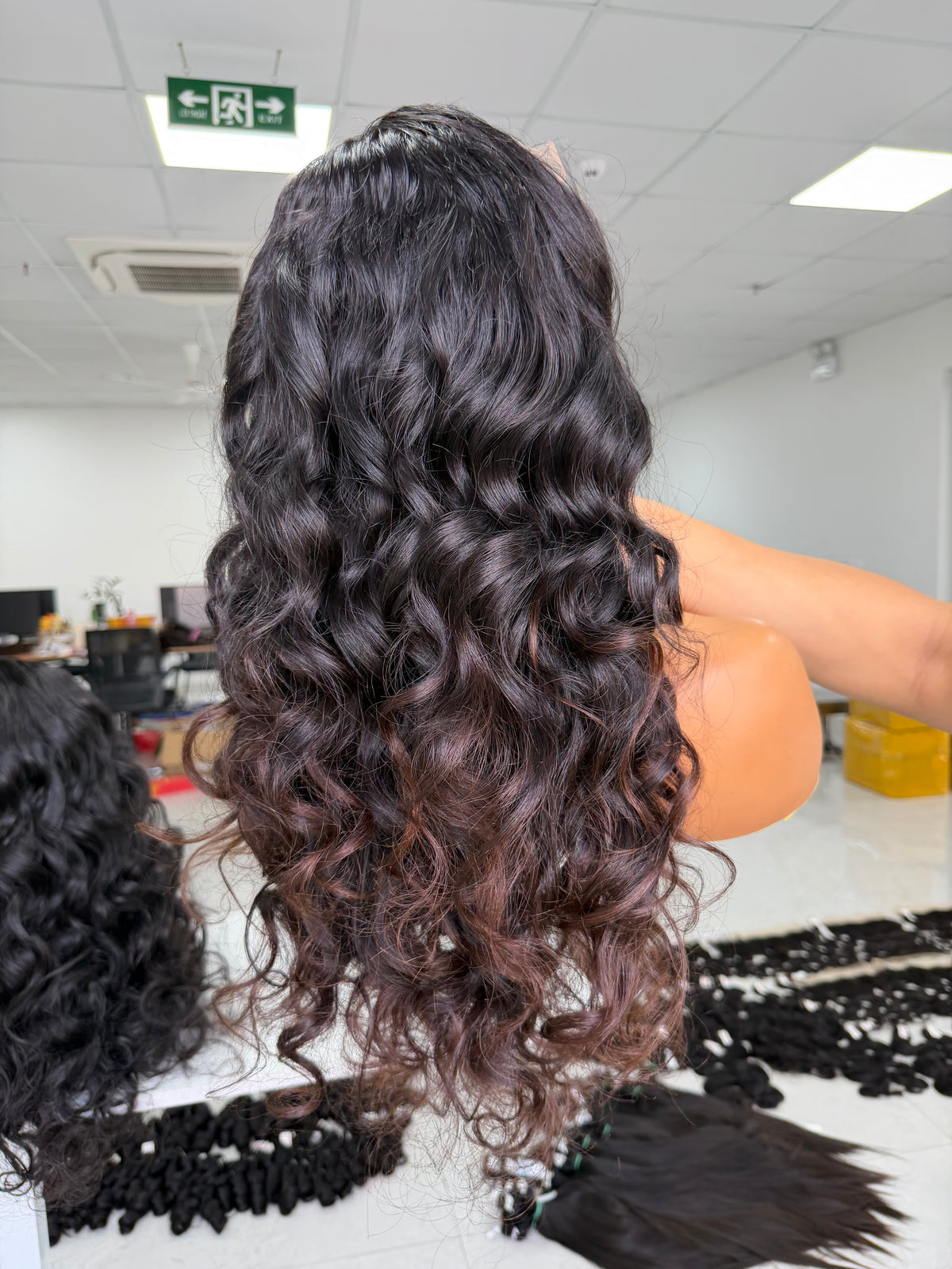 Premium Raw Vietnamese Hair · HD 5x5 · 22" · Bouncy · Density 300