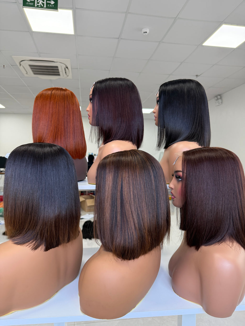 Luxury · 2x6 · 8" · Bone Straight · Density 200