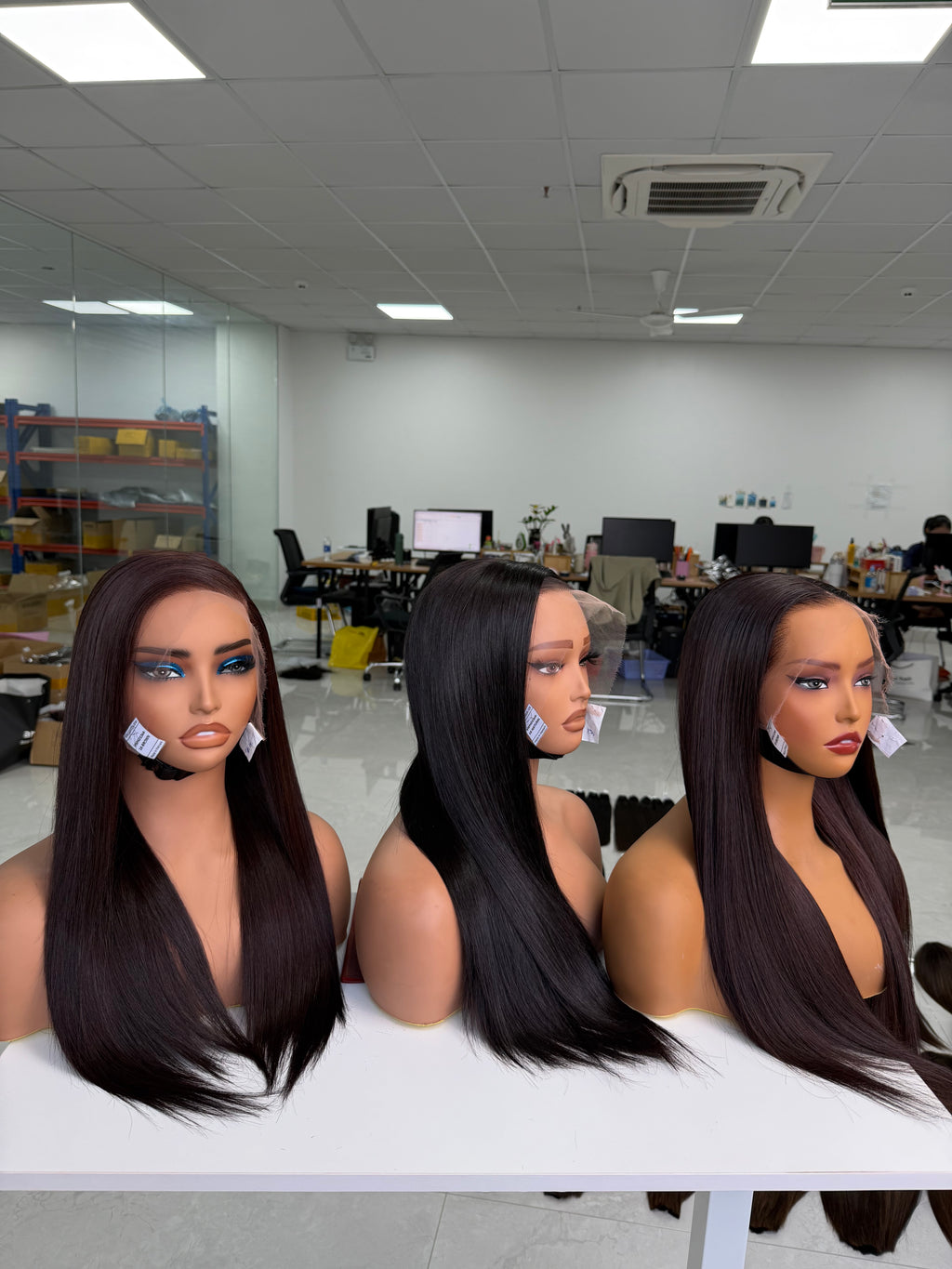 Affordable · HD 13x4 · 18" · Bone Straight · Density 200