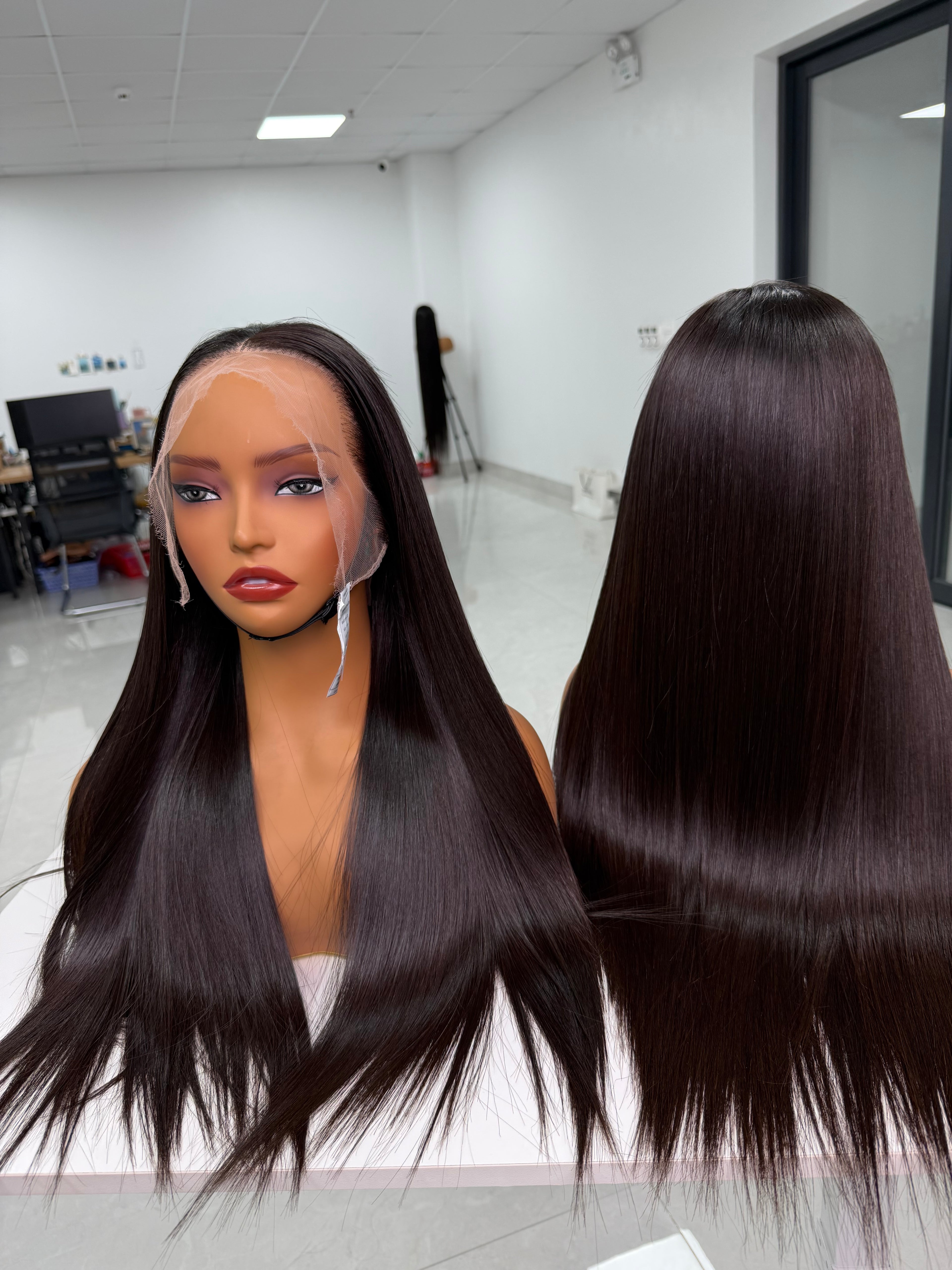 Luxury · HD 13x4 · 20" · Bone Straight · Density 250